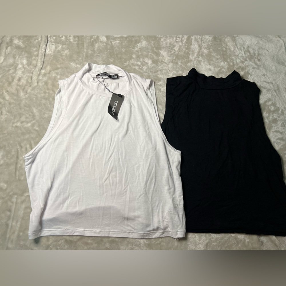 2 Boohoo Halter Tank Tops/ Crop Tops - Picture 2 of 4